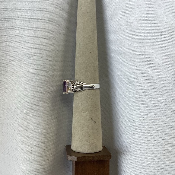 Silver ring - Picture 4 of 5